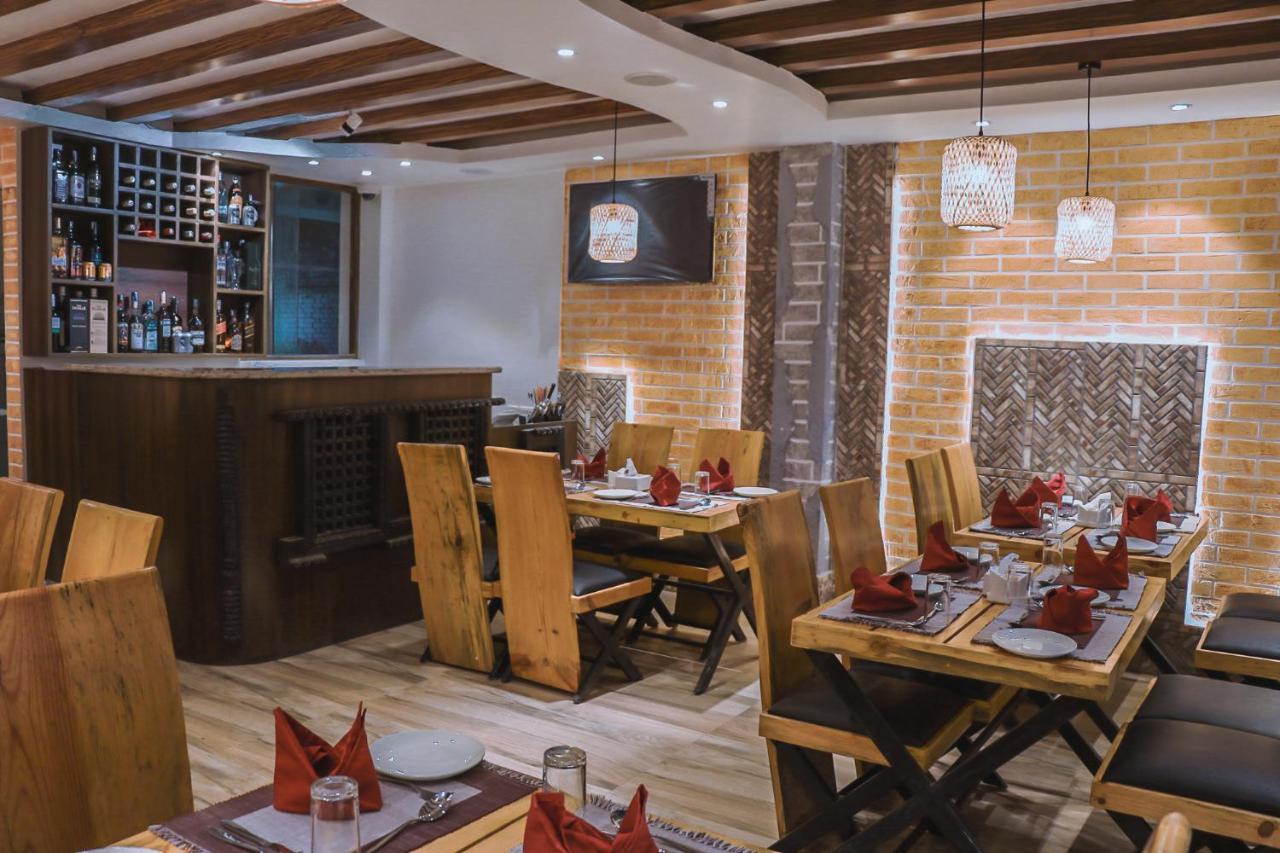 Hotel Ruza Nepal Катманду Экстерьер фото